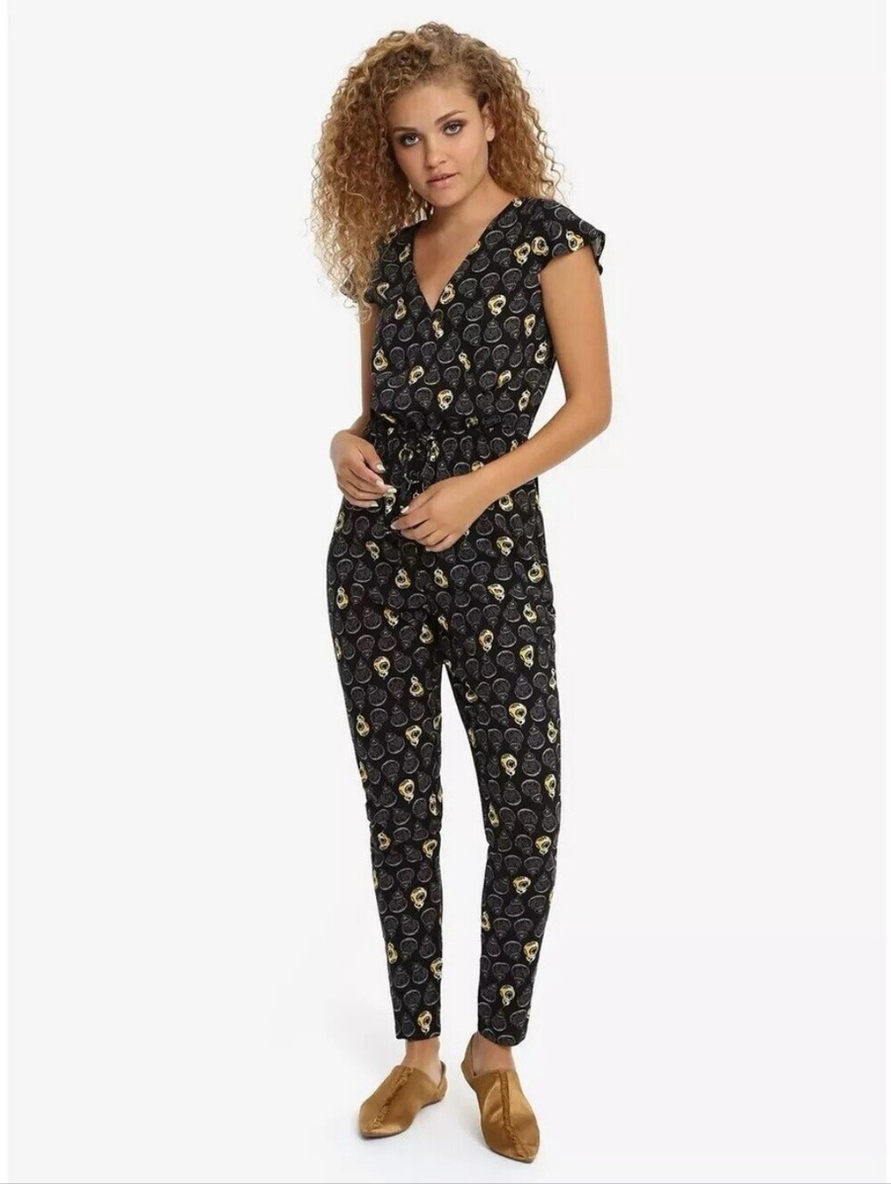 Disney Star Wars BB-8 Print Jumpsuit Black Short Sleeve V-Neck Romper Size M - Picture 1 of 3